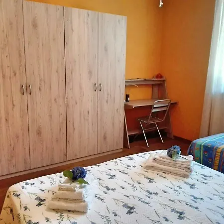 Claudia Bed & Breakfast Lavena Ponte Tresa