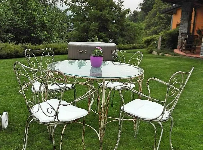 Bed & Breakfast Claudia Lavena Ponte Tresa